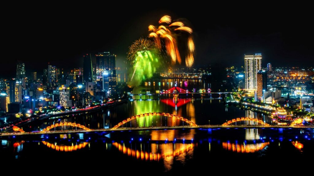 Fireworks over the Han River, Da Nang