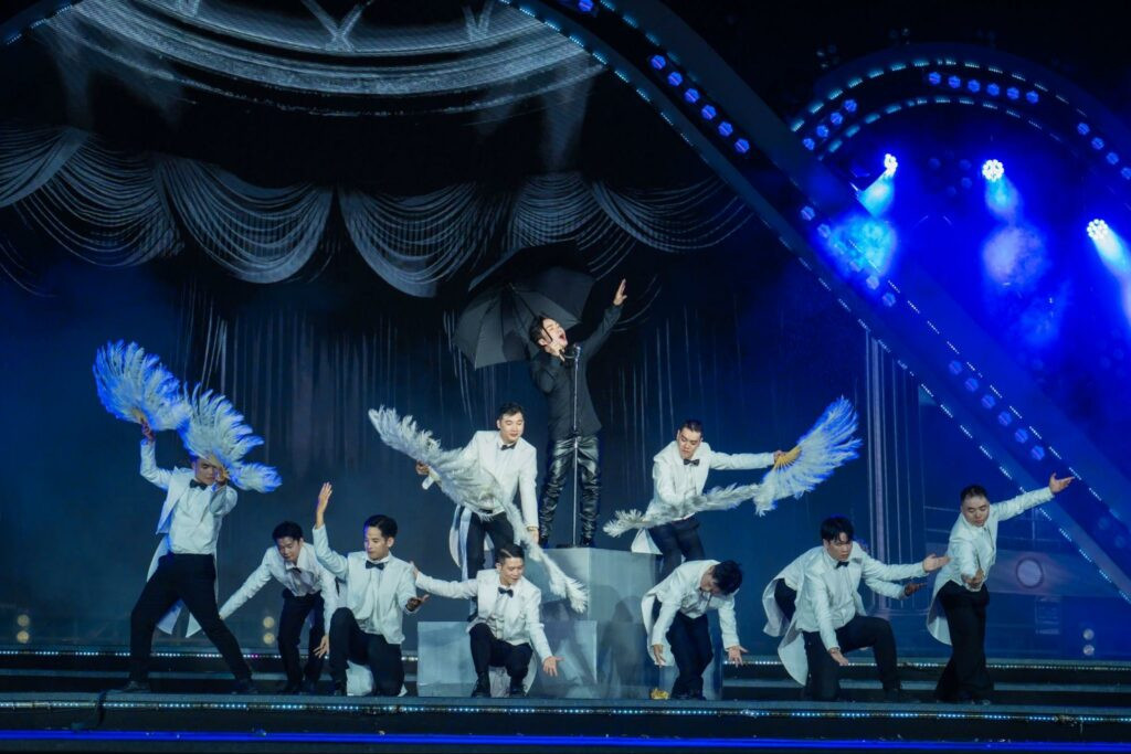 Kieu Anh delivers a mesmerizing, culture-rich performance