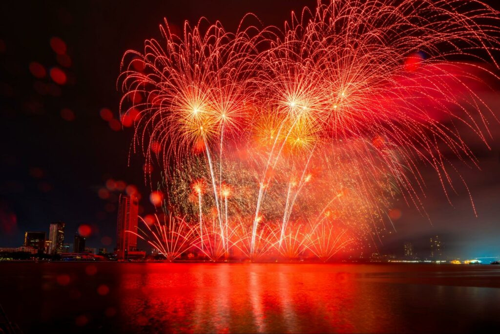 South Korea lights up the Han River